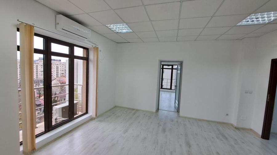 SPATIU BIROU- CLADIRE BIROURI PREMIUM- COSTURILE UTILITATILOR SUNT INCLUSE - 14