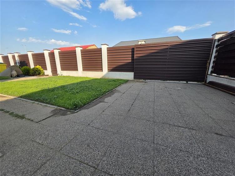 Casa moderna - Buftea - 4 camere - 2 bai - 110mp - 350mp teren - 8