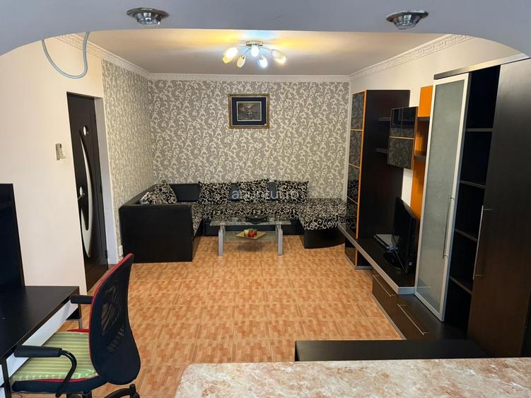 Militari Gorjului 2 camere 60 mp Moinesti