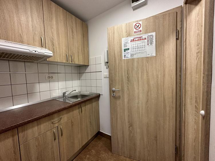 Garsoniera complet mobilata si utilata - 10