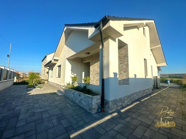 Casa cu 6 camere de vanzare pe str.Ciheiului - Cihei - 1