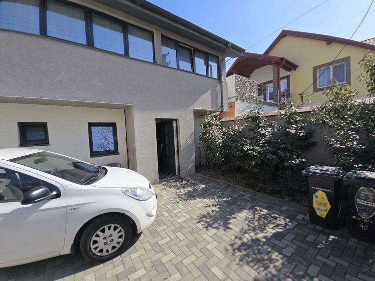 Inchiriez casa Str Ovidiu - 3