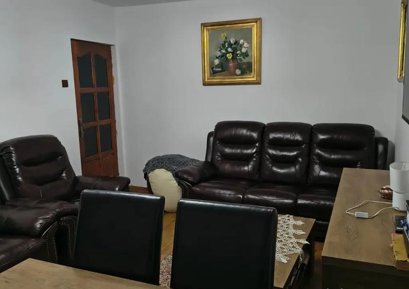 Apartament 3 camere decomandat et.1 Aparatorii Patriei - metrou - 8