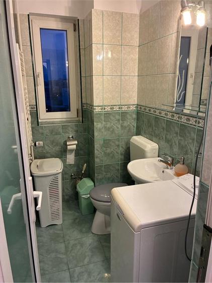 inchiriez ap 3 camere Decebal - 3