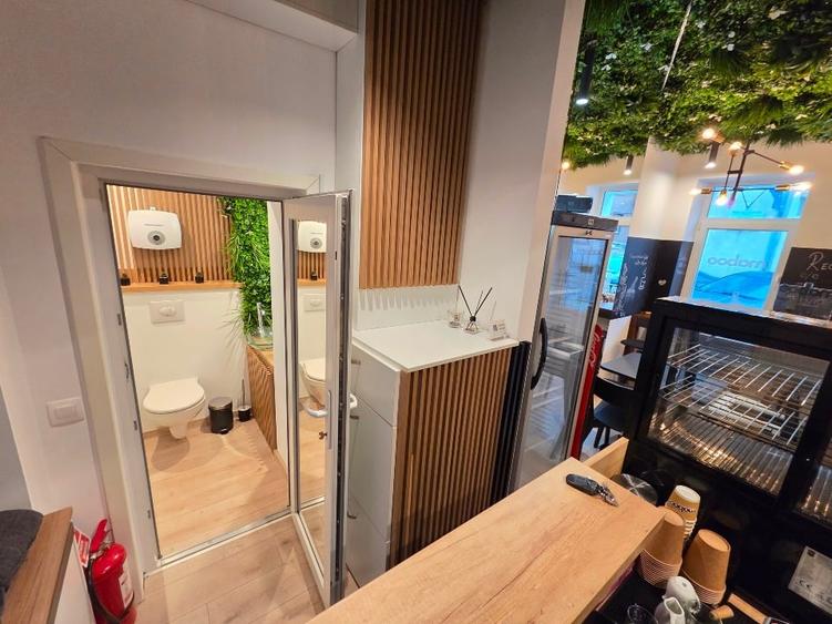 Spațiu comercial centru vechi Brasov utilat mobilat cafenea - 2