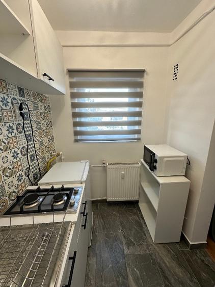 Vând garsonieră proprietar  - 6