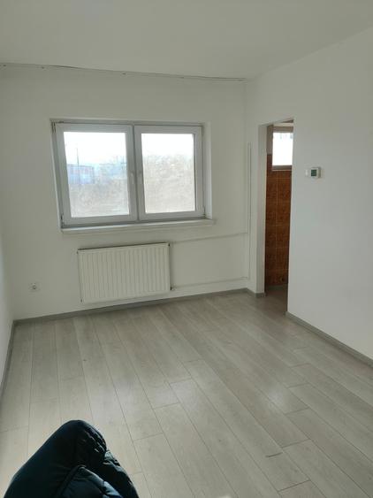 Vand garsoniera, Str. Fabricii de Zahar, zona Maurer - 2