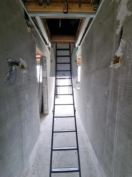 Constructie noua situata in Vanatori 400 mp teren sc- 80 mp strada asfaltata - 9