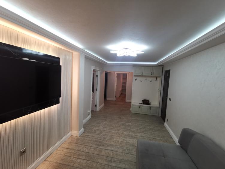 Apartament 3 camere Piata Mare parter - 9