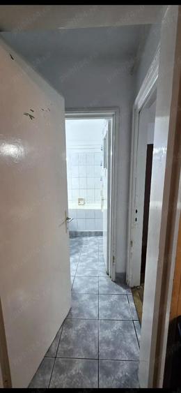 Apartament 2 camere, semidecomandat - Craiovei - 3