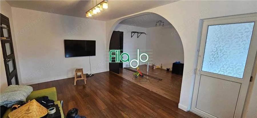 Apartament 4 camere transformate in 3, Basarabia - 3
