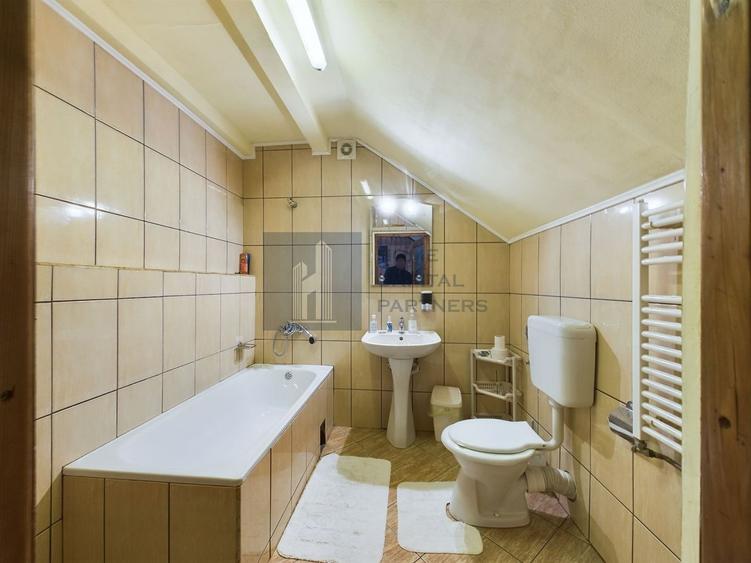 Casă spațioasă, cu aer de vacanță, într-o locație de poveste | SINAIA - 17