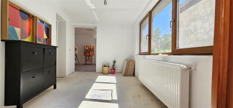 Casa cu curte si parcare in Schei - 1