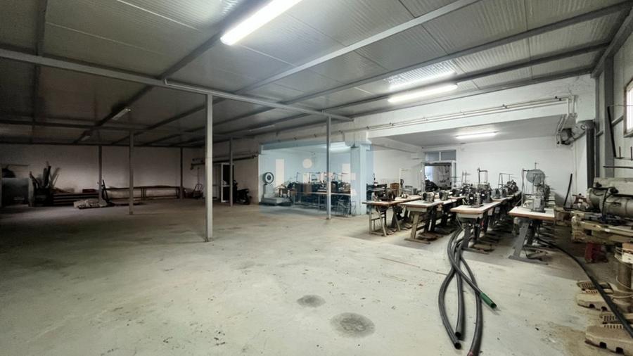 Spatiu locativ sau hala cu suprafata de 1884 mp pe teren de 3883 mp - 10