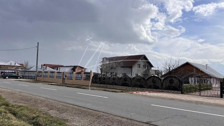 Arges Teren intravilan Ideal pentru investitie sau rezidential Toate utilitatile - 2