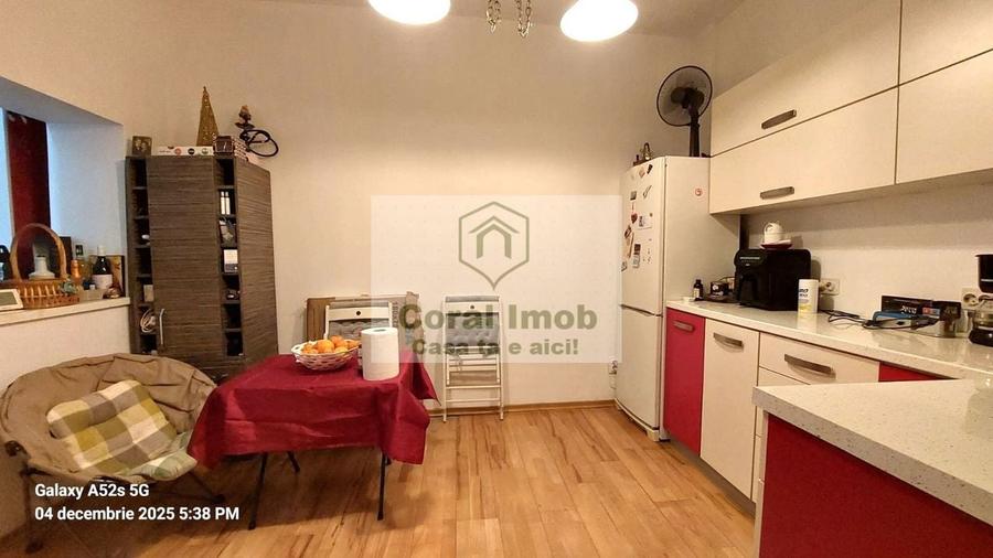 Casa de vanzare curte individuala, centrala, Lacul Tei! - 6