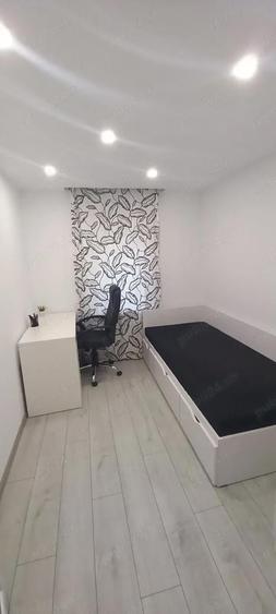 Apartament de vanzare 3 camere (izolat si placat cu rigips)langa magazinul ,,La 2 pasi'' si Penny - 9