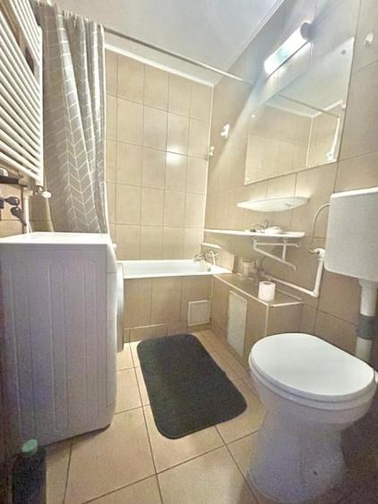 Garsoniera decomandata Gorjului-centrala proprie- bloc 1981 - 4