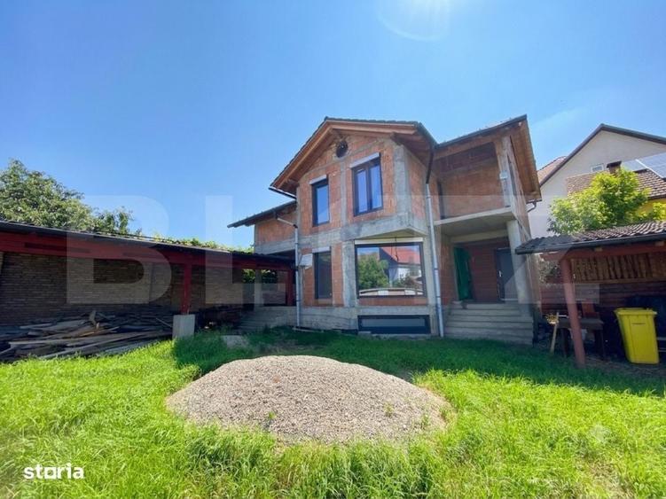 Casă cu 4 camere cu Teren 400 Mp în Decebal