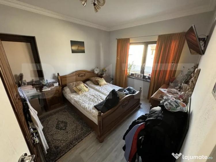 Casă cu 3 camere cu Teren 1300 Mp în Central