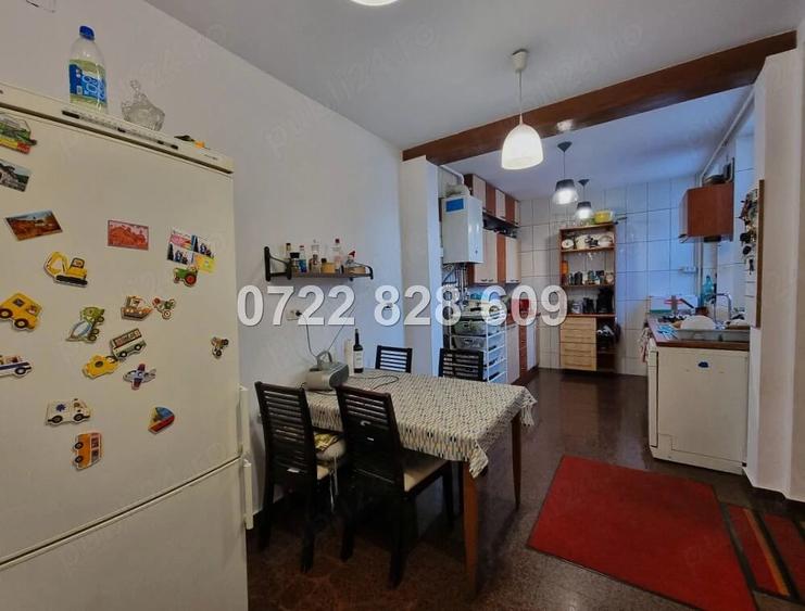 Casă cu 3 camere cu Teren 100 Mp în Central