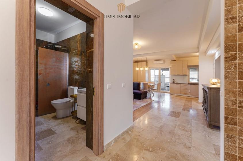 Duplex cu 6 camere cu Canalizare în Dumbrăvița