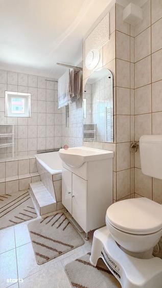 Apartament cu 3 camere în Florilor