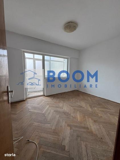 Apartament cu 4 camere în Traian