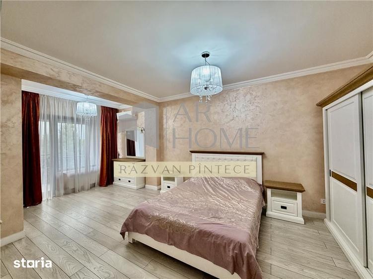 Apartament cu 3 camere decomandat în Republicii