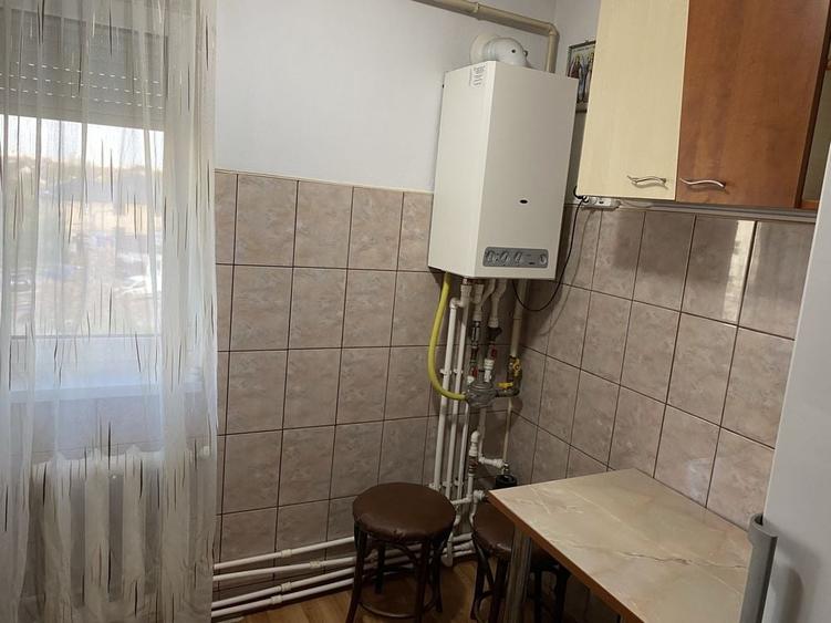 Apartament cu 2 camere decomandat în Micro 14