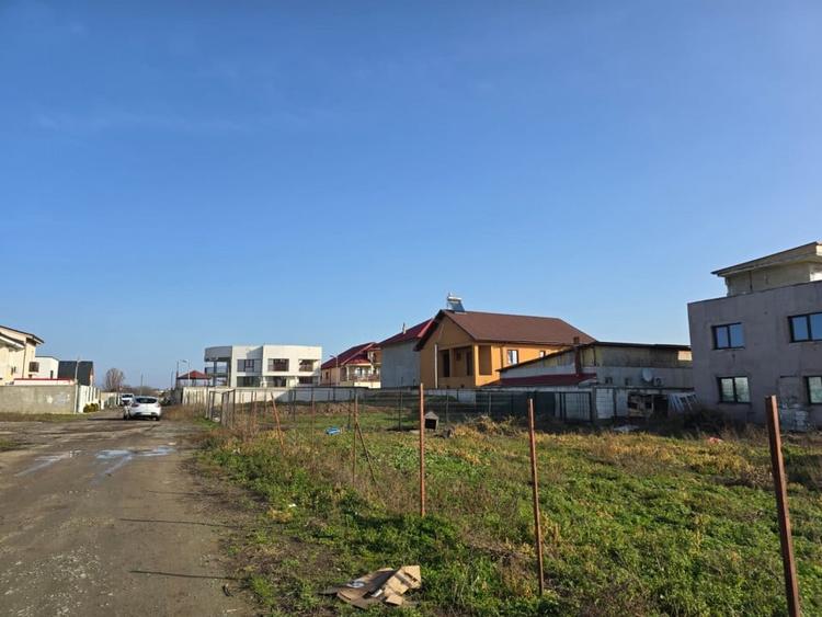 Teren Construcții intravilan de 365 mp, în Km 5