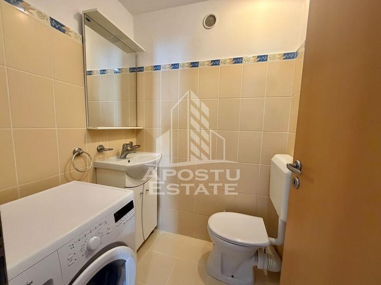 Apartament cu 3 camere decomandat, mobilat în Girocului