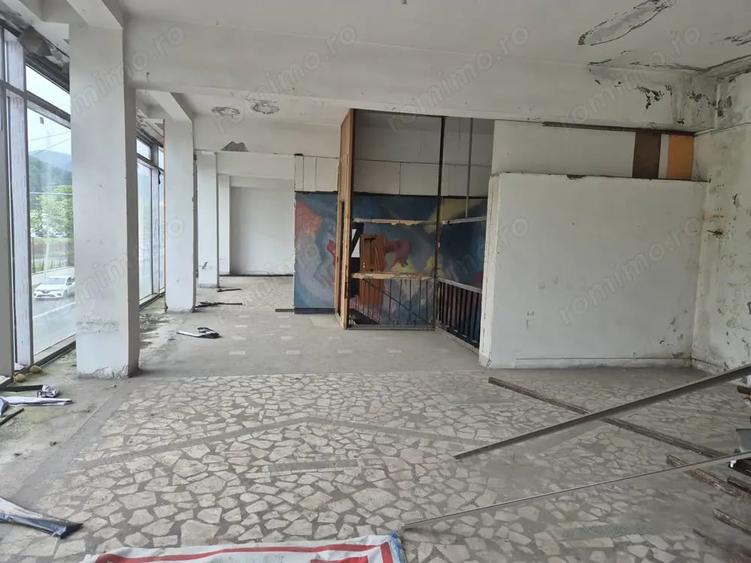 Spațiu comercial, de 500 mp, în Luncă