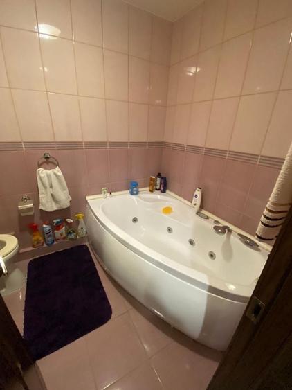 Apartament cu 2 camere decomandat în Olteniței