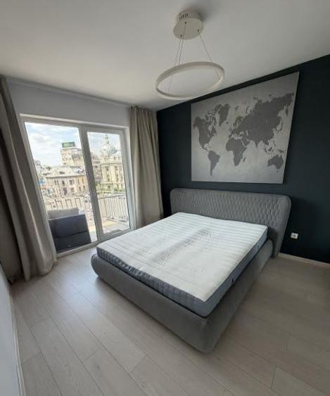 Apartament cu 3 camere decomandat, mobilat în Romană