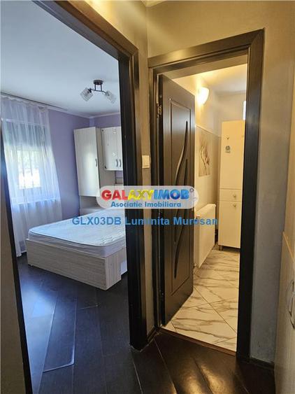 Apartament cu 2 camere semidecomandat, mobilat în Micro 6