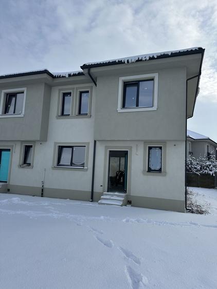 Casă cu 4 camere în Chișoda