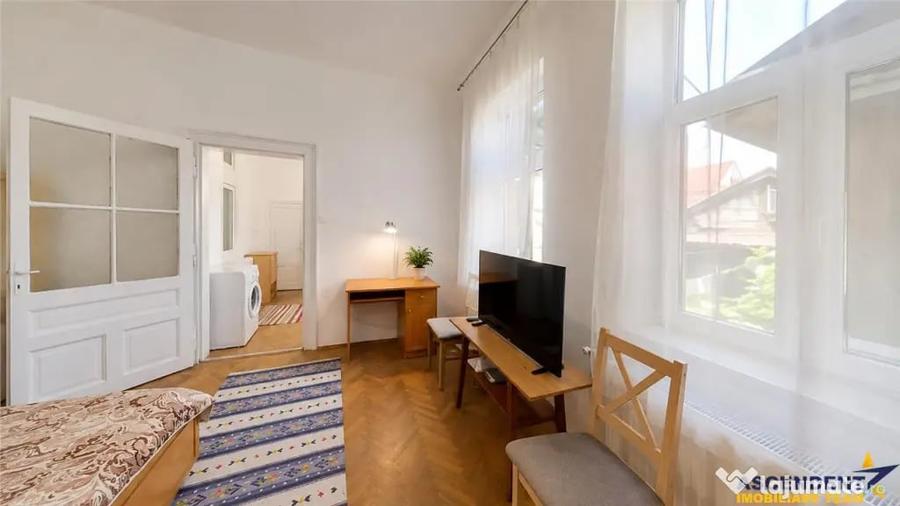 Casă cu 1 camere cu Teren 100 Mp în Central