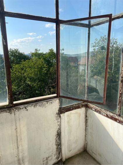 Apartament cu 3 camere decomandat în Zorilor