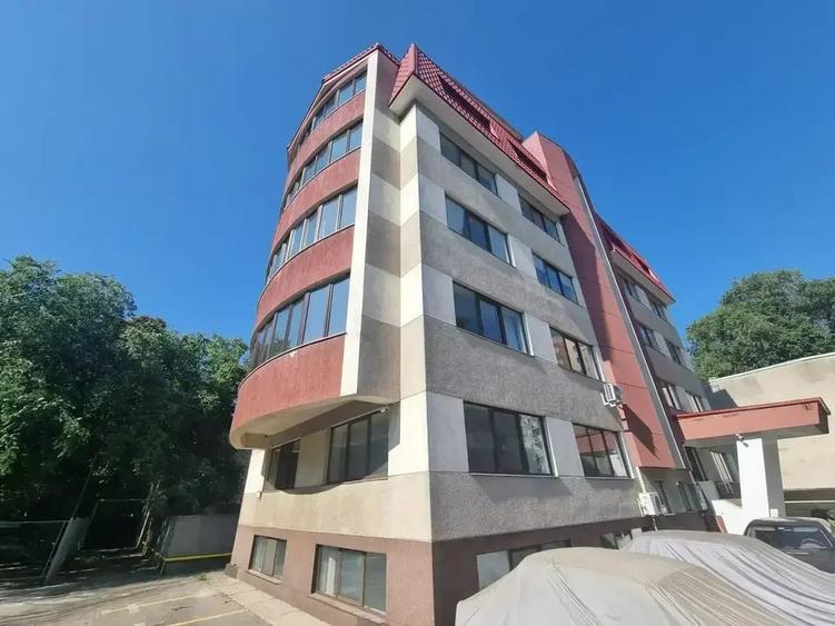 Cladire Birouri Pretabil Clinica Medicala 30 locuri de parcare - 1
