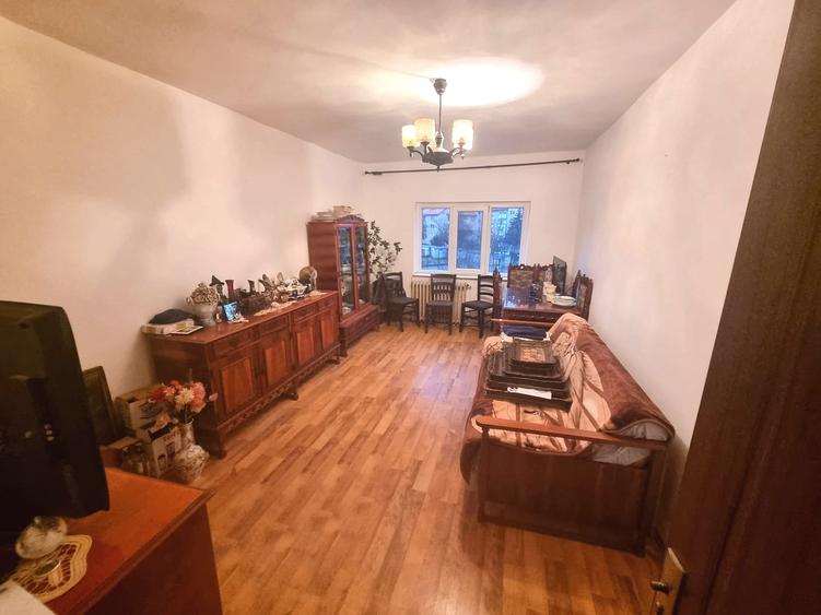 Apartament 3 camere 68mp Bradet-bloc vila 95.000eur neg - 8