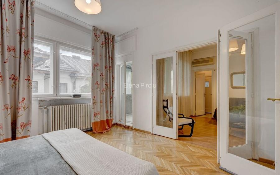 Apartament 3 camere Hala Traian Cartierul Evreiesc Calea ... Apartament 3 camere Hala Traian Cartierul Evreiesc Calea ...