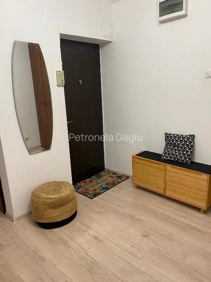 4 camere  renovat BONUS Bucatarie COMPLET mobilata si utilata