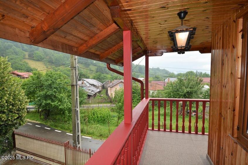 Campulung - Leresti, casa de munte, teren 5503 mp! - 34