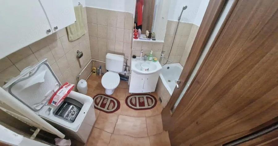 De vanzare Apartament 2 camere decomandat sau schimb cu garsoniera plus diferen?a - 7