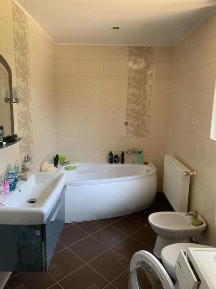 Casa individuala ultracentrala Radau?i 4 camere, 516 mp teren, ideala locuit - 8