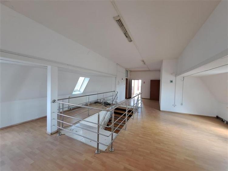 Spatiu pentru birouri, 470 mp utili, situat in cartierul Iris! - 2