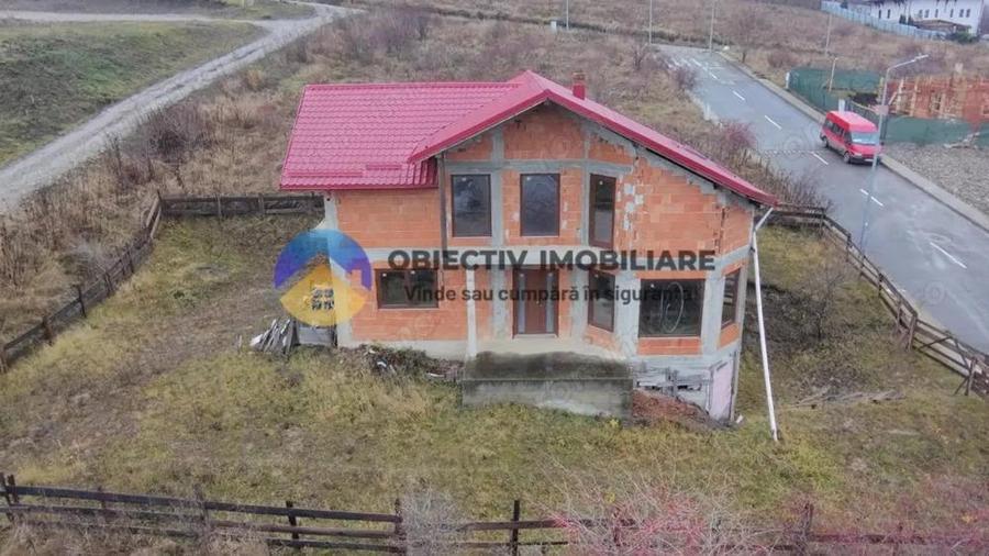 Vila la rosu + teren 500 mp de vanzare Zona Fermelor - 20