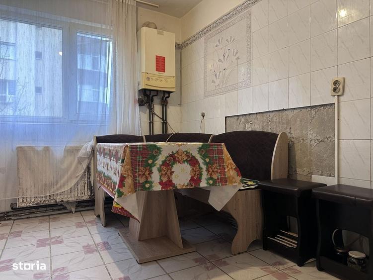 ETAJ 1! Vanzare apartament cu 2 camere in M11 - Targoviste - 9