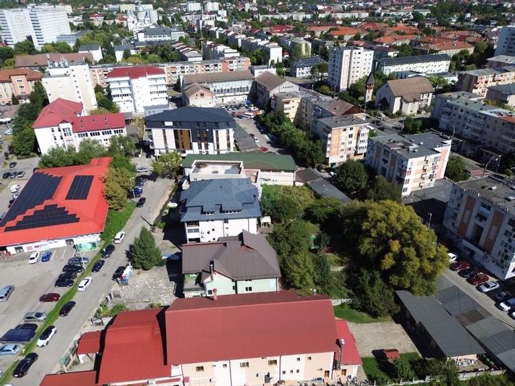 Spațiu / birouri în suprafață de 1200 / 1300 mp teren Central BM - 16